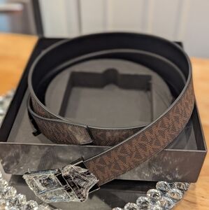 Michael Kors Signature Logo Belt One Size NIB